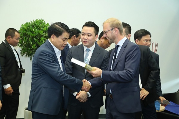 Tân Á Đại Thành ký kết thỏa thuận hợp tác với Tập đoàn Krauss Maffei (CHLB Đức) 5