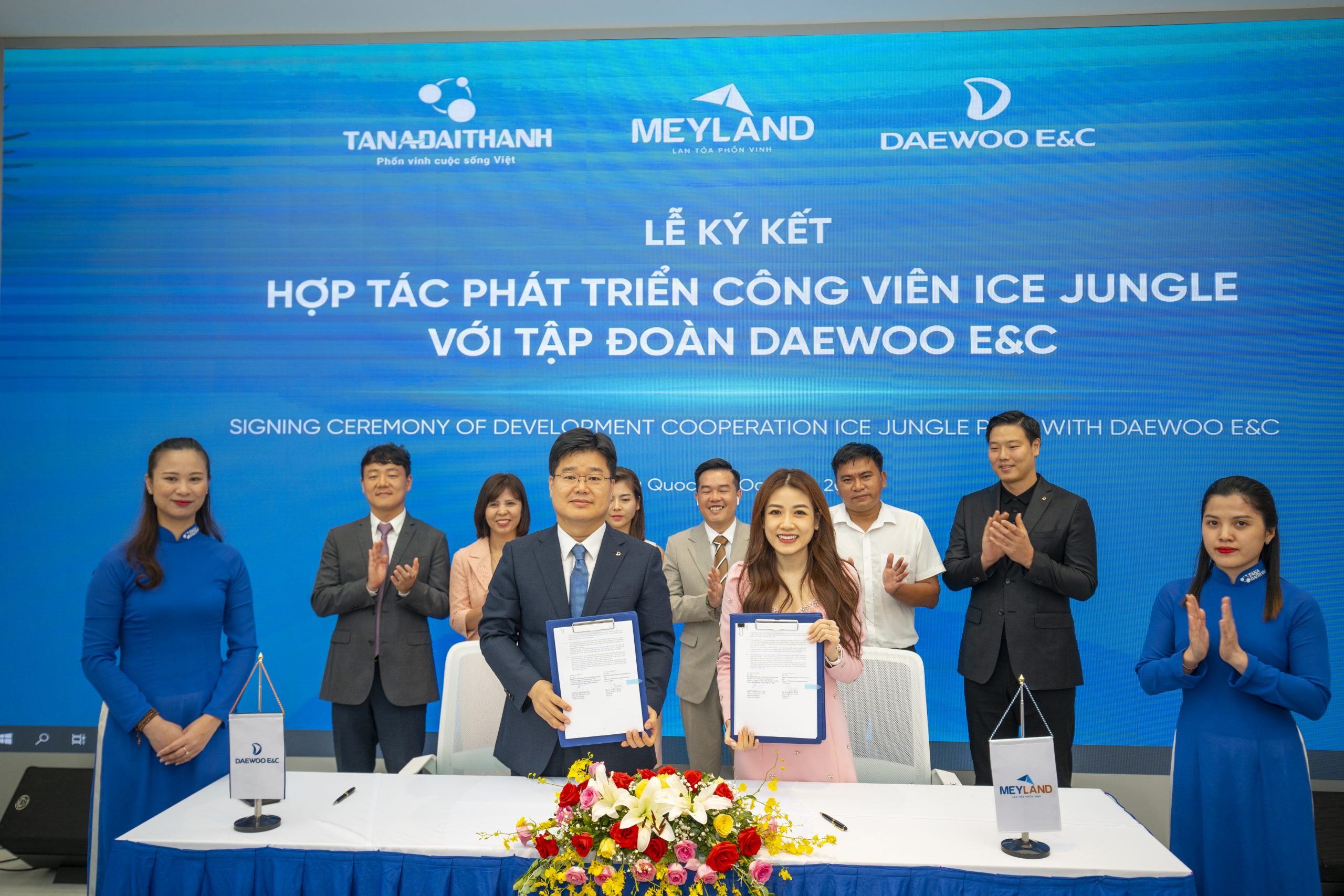 Tân Á Đại Thành bắt tay Deawoo E&C xây dựng “rừng băng tuyết” đầu tiên tại Việt Nam