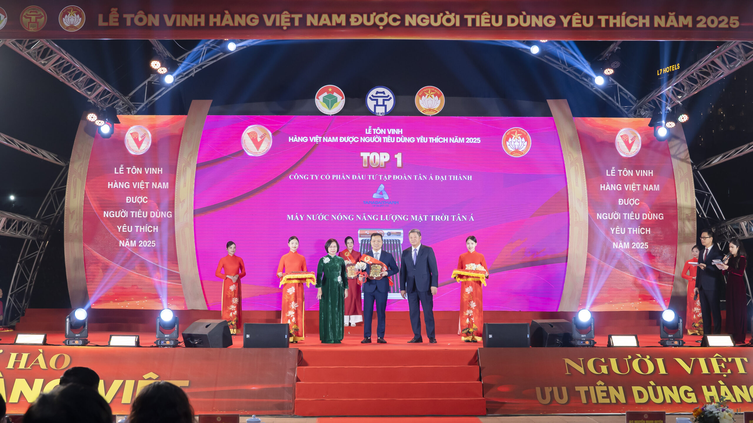 KHẲNG ĐỊNH VỊ THẾ DẪN ĐẦU: HAI SẢN PHẨM CỦA TÂN Á ĐẠI THÀNH ĐƯỢC VINH DANH TOP “HÀNG VIỆT NAM ĐƯỢC NGƯỜI TIÊU DÙNG YÊU THÍCH” NĂM 2025