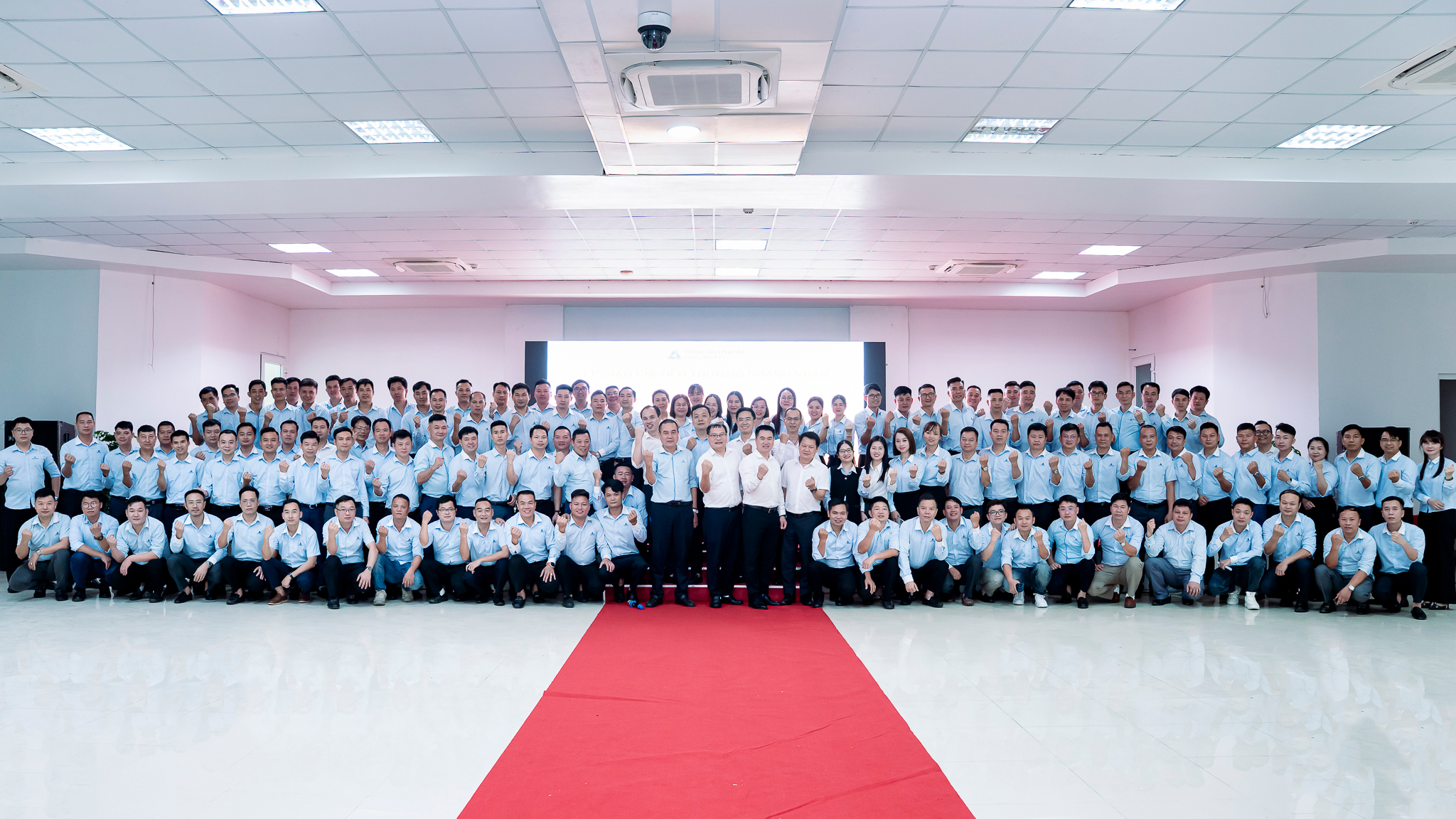 TDK TỔNG LỰC RA QUÂN: HOÀN THÀNH CHUỖI GIAO CHỈ TIÊU THƯỞNG DOANH NHÂN 2026 TRÊN TOÀN QUỐC