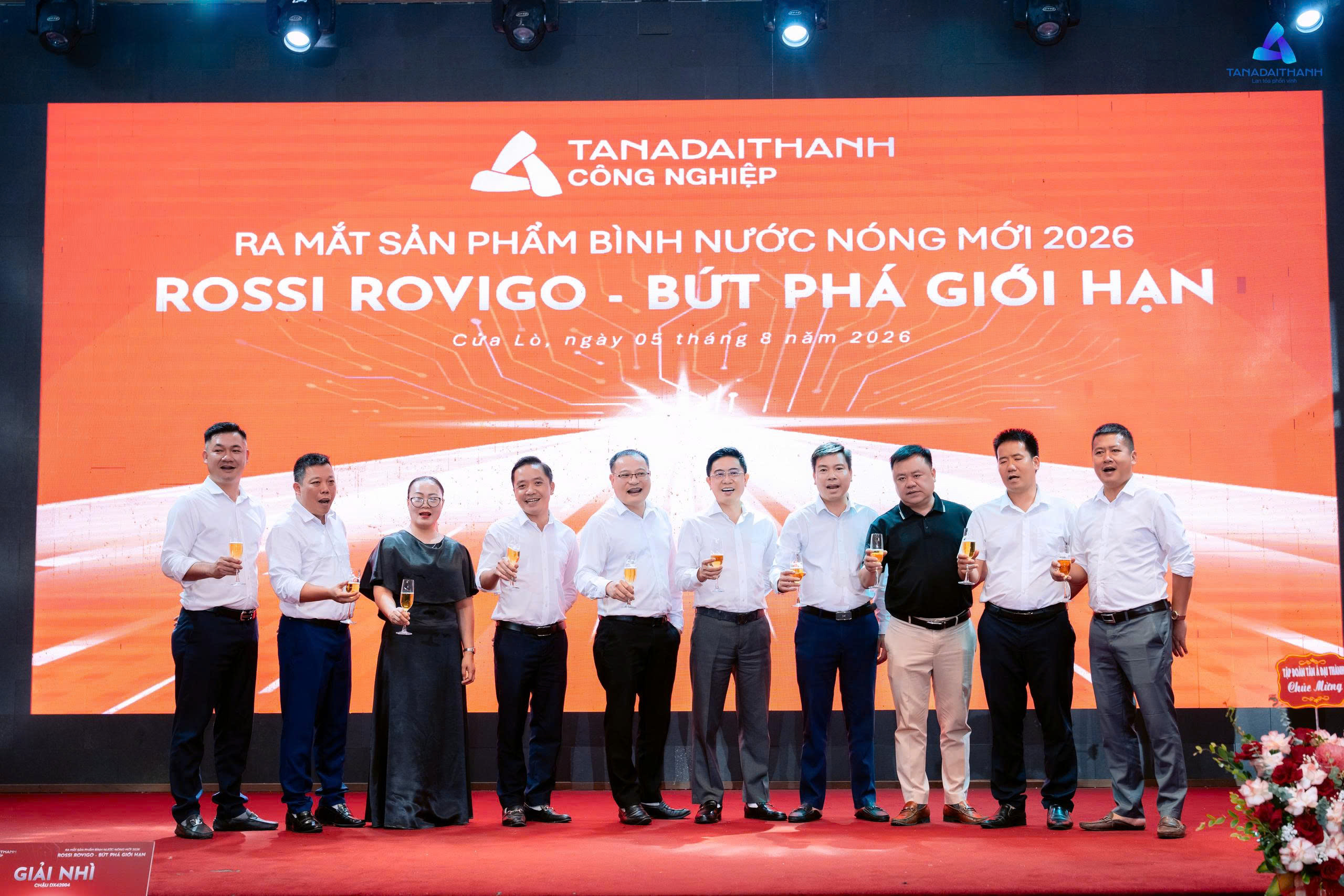 “Bứt phá giới hạn” – Hơn 700 khách hàng cùng chào đón Bình nước nóng Rossi Rovigo 2026