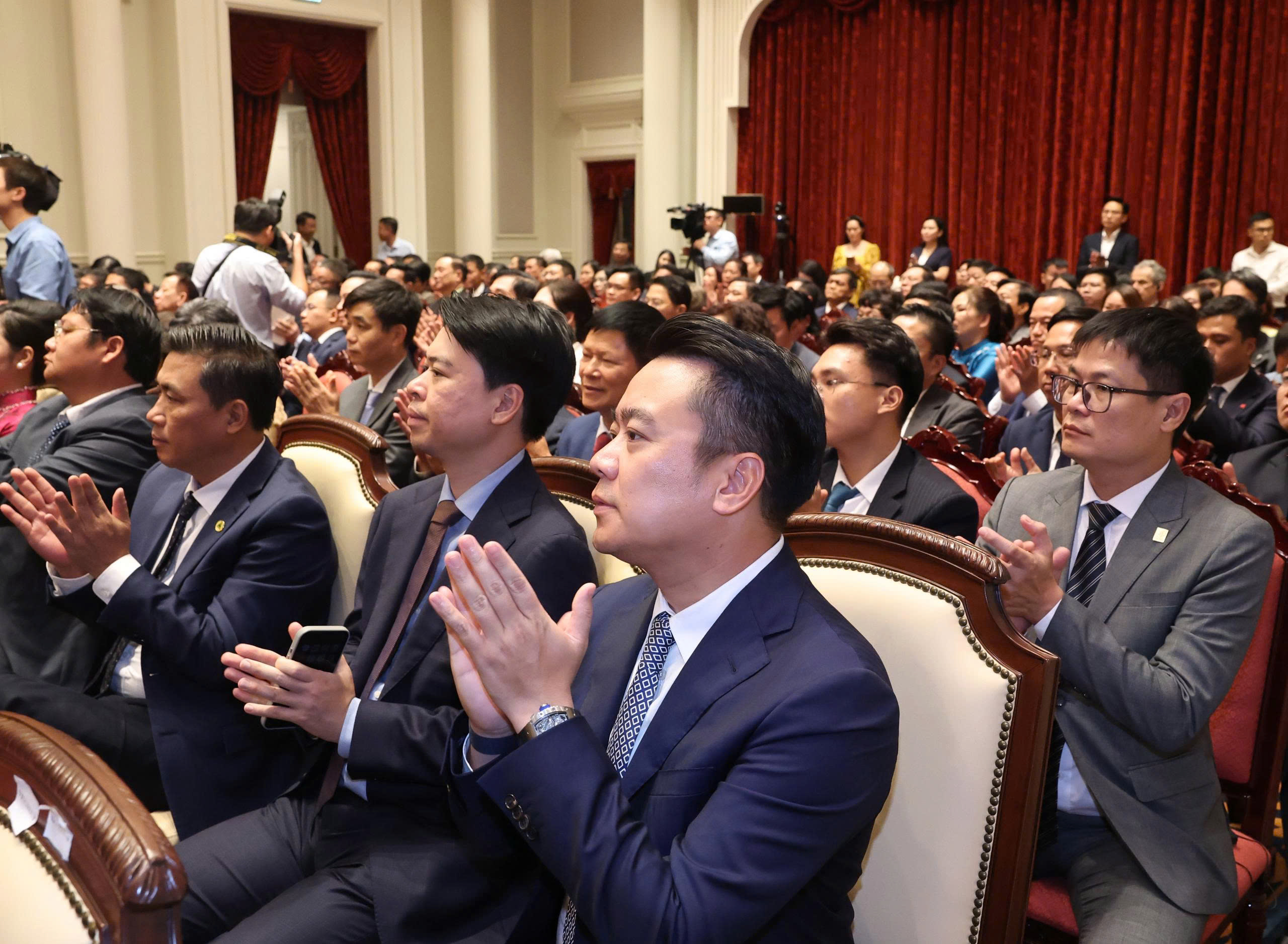 Tổng Giám đốc Tập đoàn Tân Á Đại Thành Nguyễn Duy Chính tham dự cuộc gặp mặt doanh nghiệp tiêu biểu do Tổng Bí thư, Chủ tịch nước Tô Lâm chủ trì